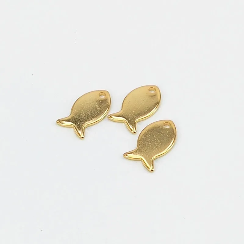 1 Pack Of 40 7.5mm*13.5mm 1.2mm 304 Stainless Steel Gold Plated Fish Pendant