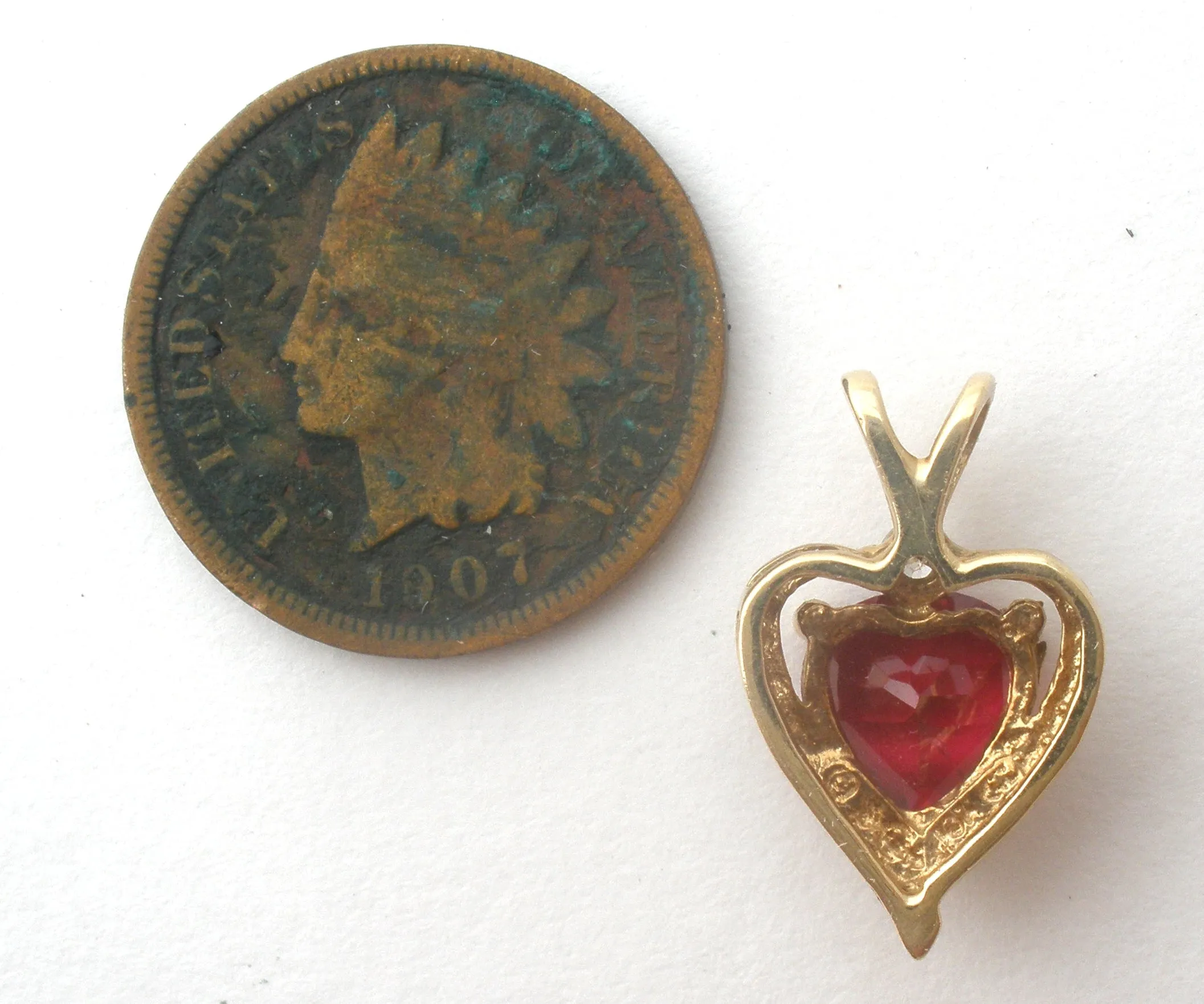 10K Gold Ruby Red CZ Pendant Vintage