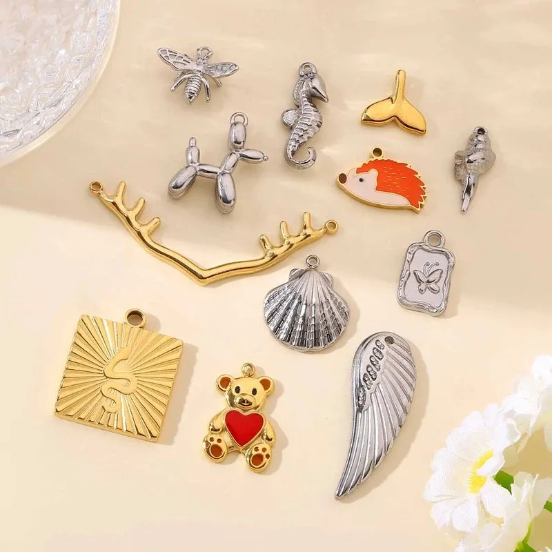 3 PCS/Package 16*10mm 43*6mm 201 Stainless Steel 18K Gold Plated Hedgehog Bear Wings Polished Pendant