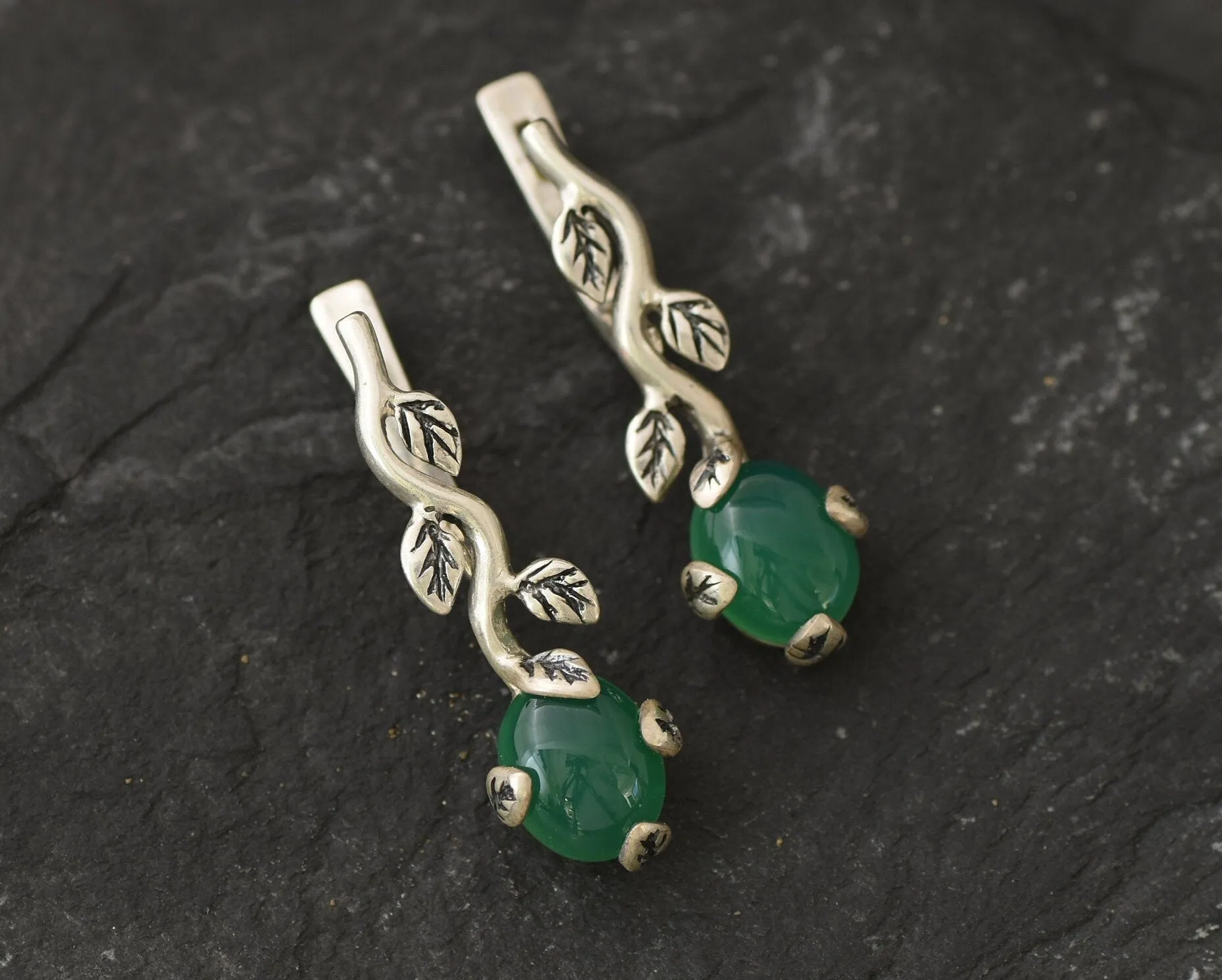 Drop Emerald Earrings - Green Leaf Earrings - Long Vintage Earrings