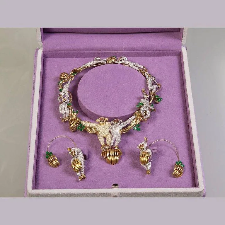 Elizabeth Taylor Monkey Themed Jewelry Gift From Michael Jackson