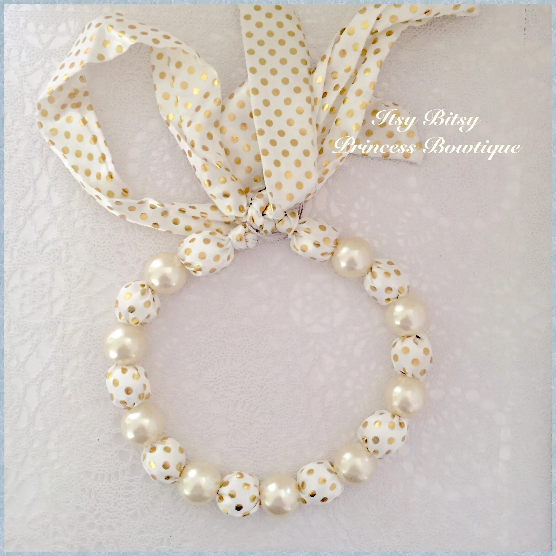 Ivory and gold satin Necklace