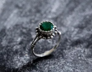 Round Emerald Ring - Vintage Emerald Ring - Green Vintage Ring