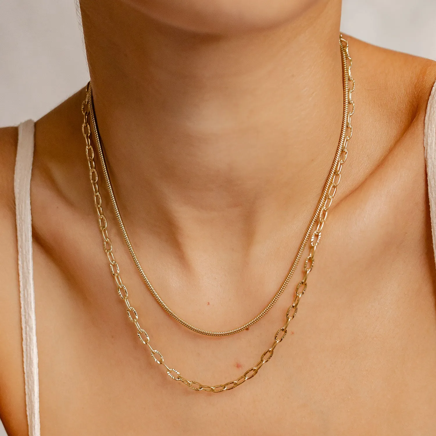 Textured Link Chain Necklace Gold